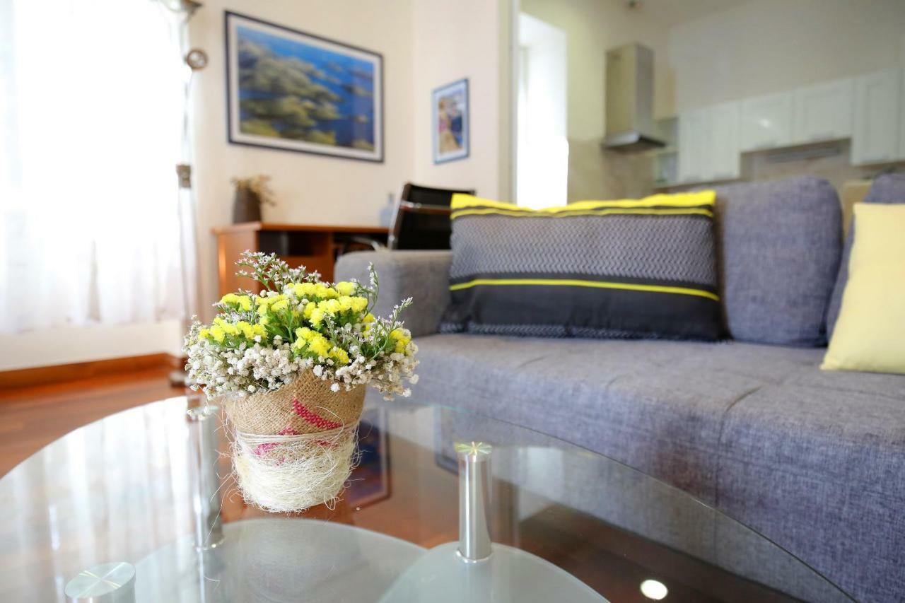 Seafront Beach Apartment - Directly At The Beach Ζαντάρ Εξωτερικό φωτογραφία